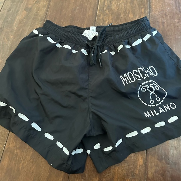 Men’s Moschino Swim Trunk XS - Picture 2 of 5